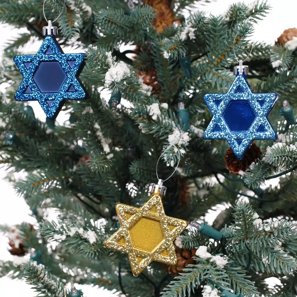 Deals โค๏ธ Assorted 3" Star of David Plastic Ornaments by Ashland® ๐ 5 Deals โค๏ธ Assorted 3" Star of David Plastic Ornaments by Ashland® ๐ - Image 3